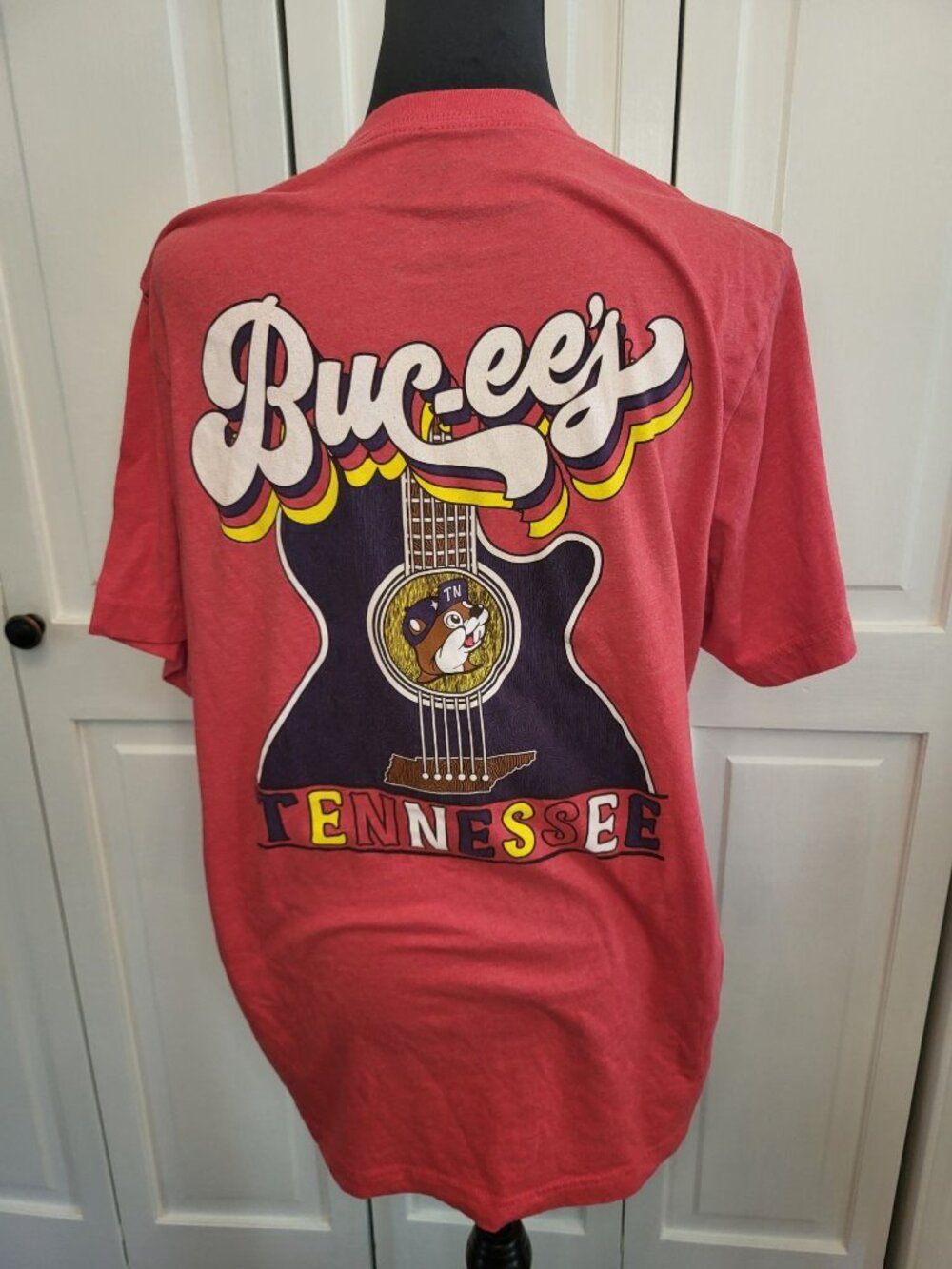Bucee's TN Red Graphic Tee L Logo Travel Western Tennessee Souvenir Road Trip - Picture 2 of 5